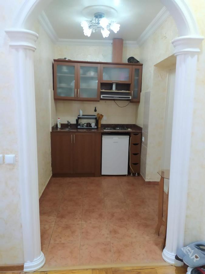 Apartment On 26 May Str Batumi Bagian luar foto