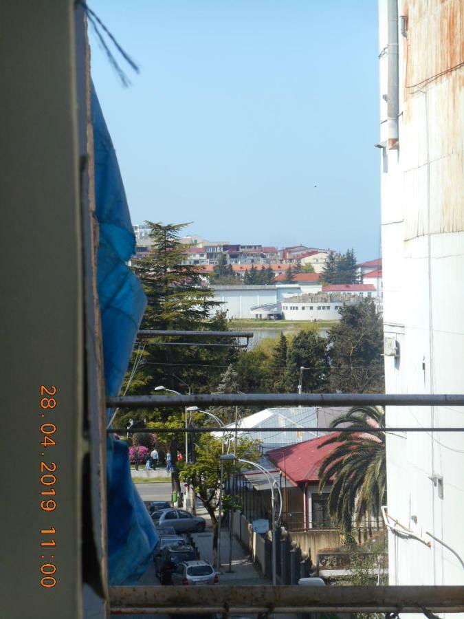 Apartment On 26 May Str Batumi Bagian luar foto